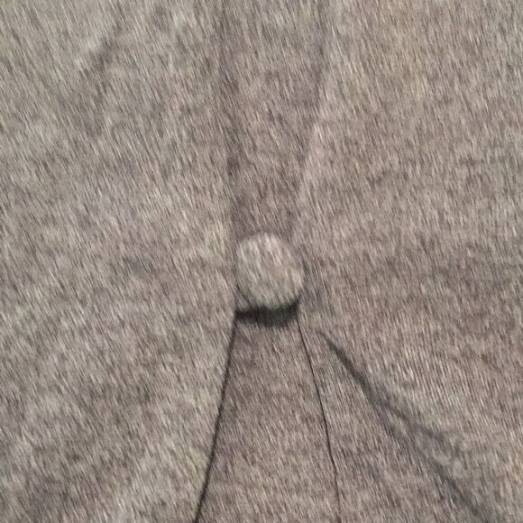 Casual Corner Dark gray one button cover up size Medium - Picture 4 of 5